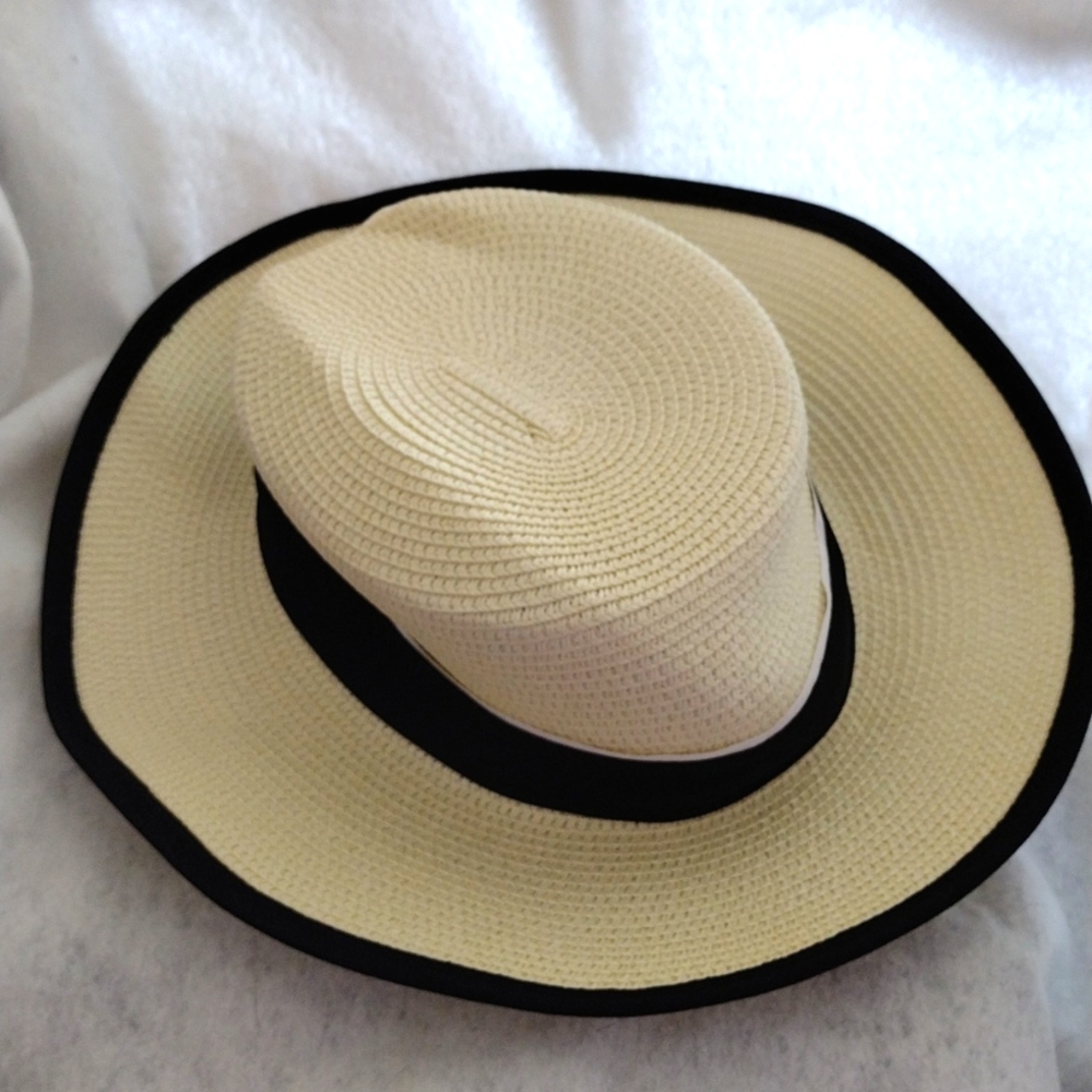 Strawhat Beige & Brown Adjustable Great for gardening Men or Women